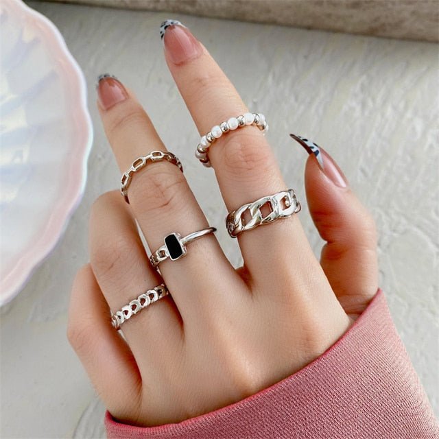 Soft Aesthetic Rings with Butterfly