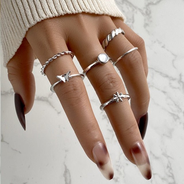 Soft Aesthetic Rings with Butterfly