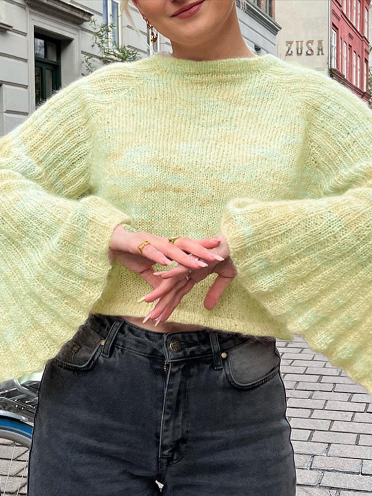 Green Knitted Sweater with Baggy Sleeve