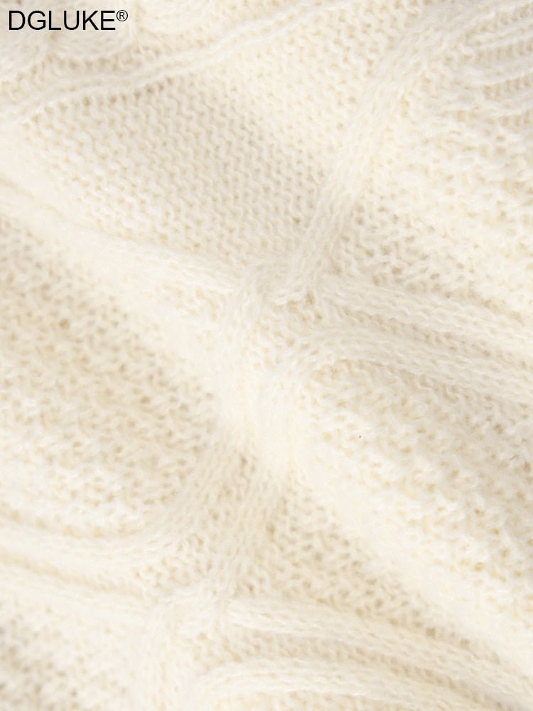 Cropped Knit Sweater in Beige